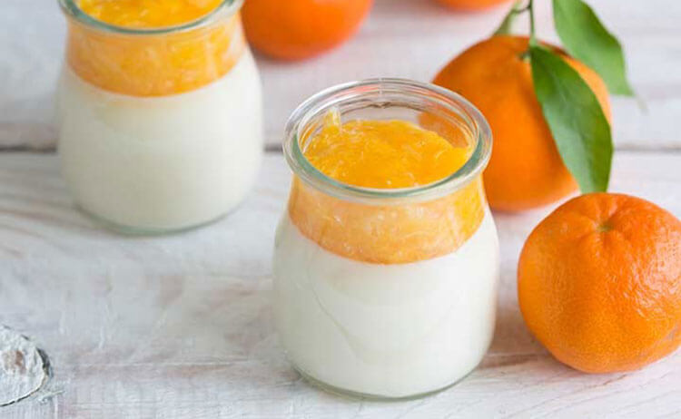 Sữa chua cam giải nhiệt mùa hè cho trẻ
